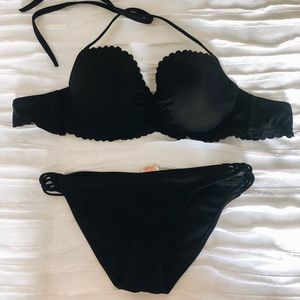 Victoria’s Secret Ruffled Bikini